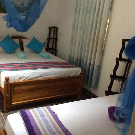 נגומבו Yoho R K Tourist Villa מראה חיצוני תמונה