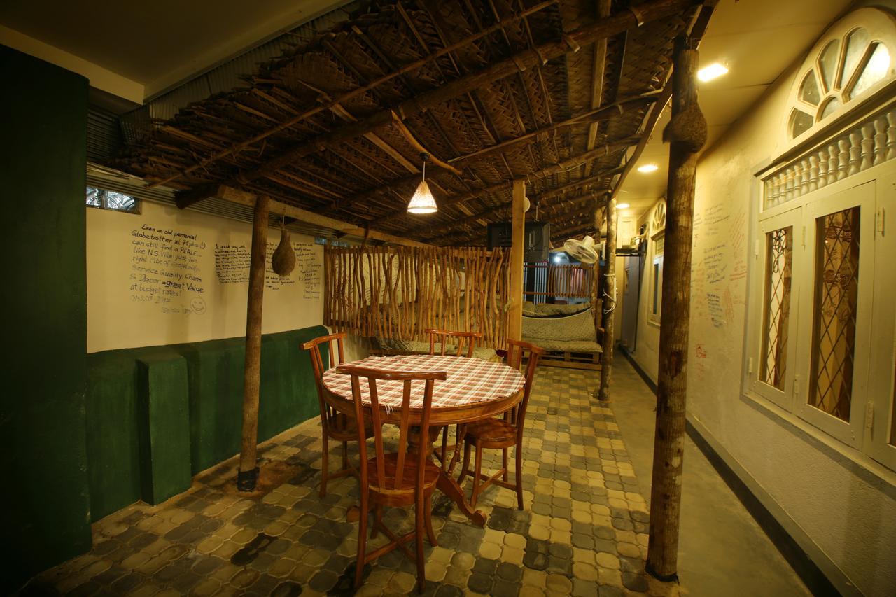 נגומבו Yoho R K Tourist Villa מראה חיצוני תמונה