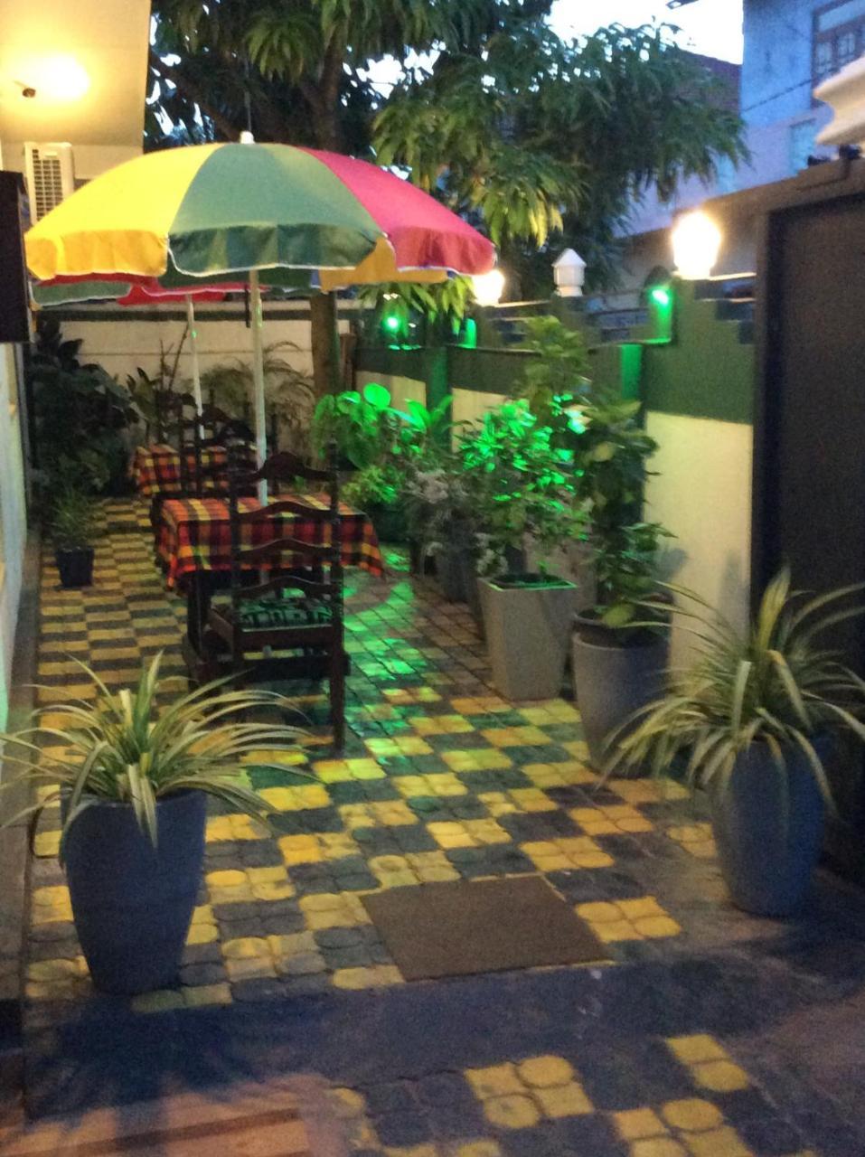 נגומבו Yoho R K Tourist Villa מראה חיצוני תמונה